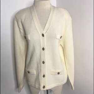 Beautiful Karen Scott sweaters